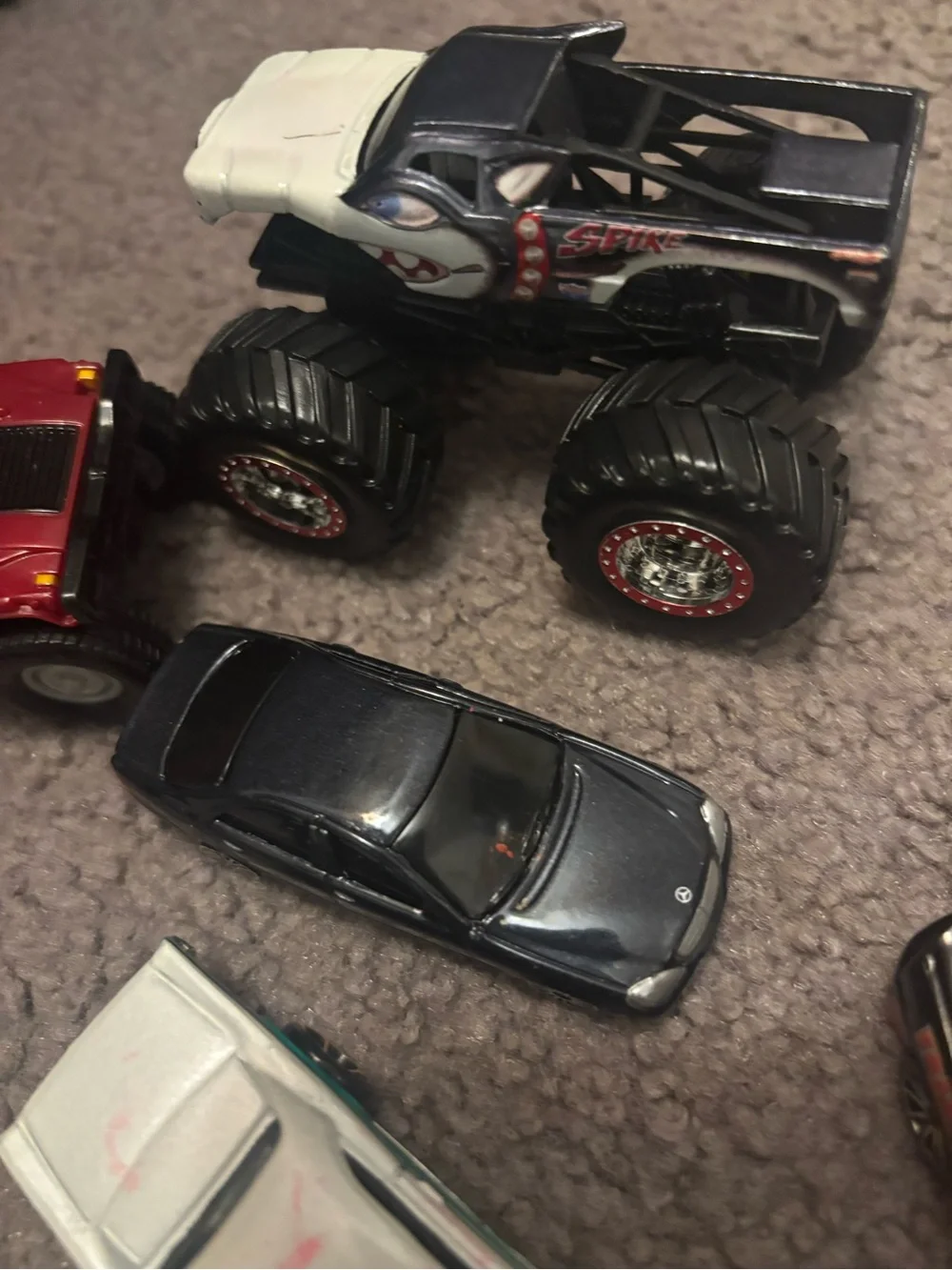 Hot Wheels,MatchBox&Mixed BrandsLot Of 58 cars trucks ect.